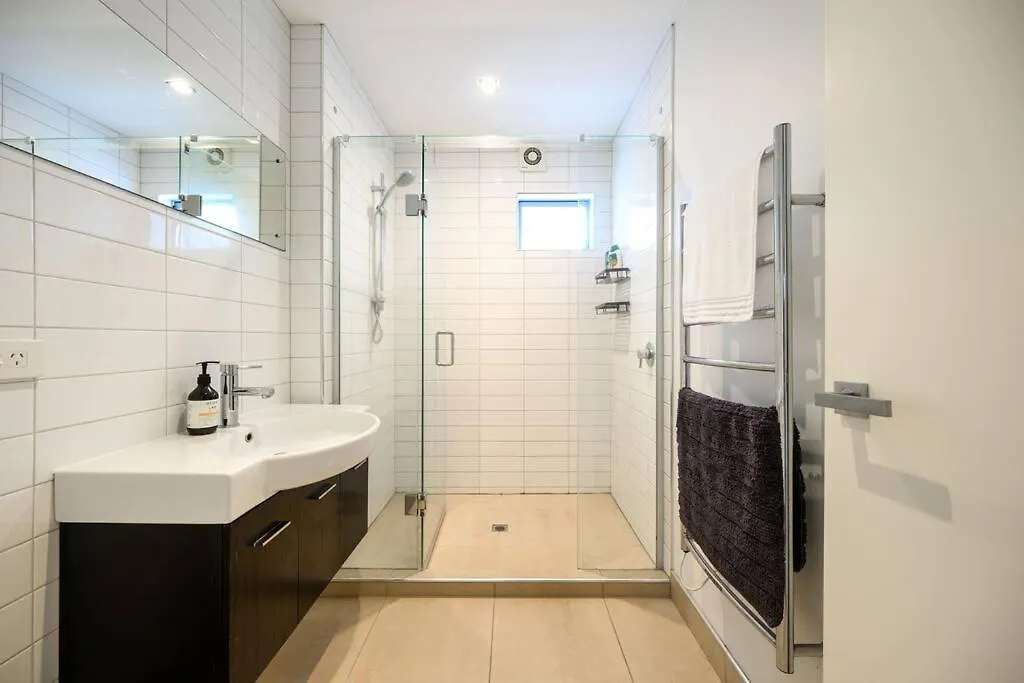 Center City Home With Parking Christchurch 0*,